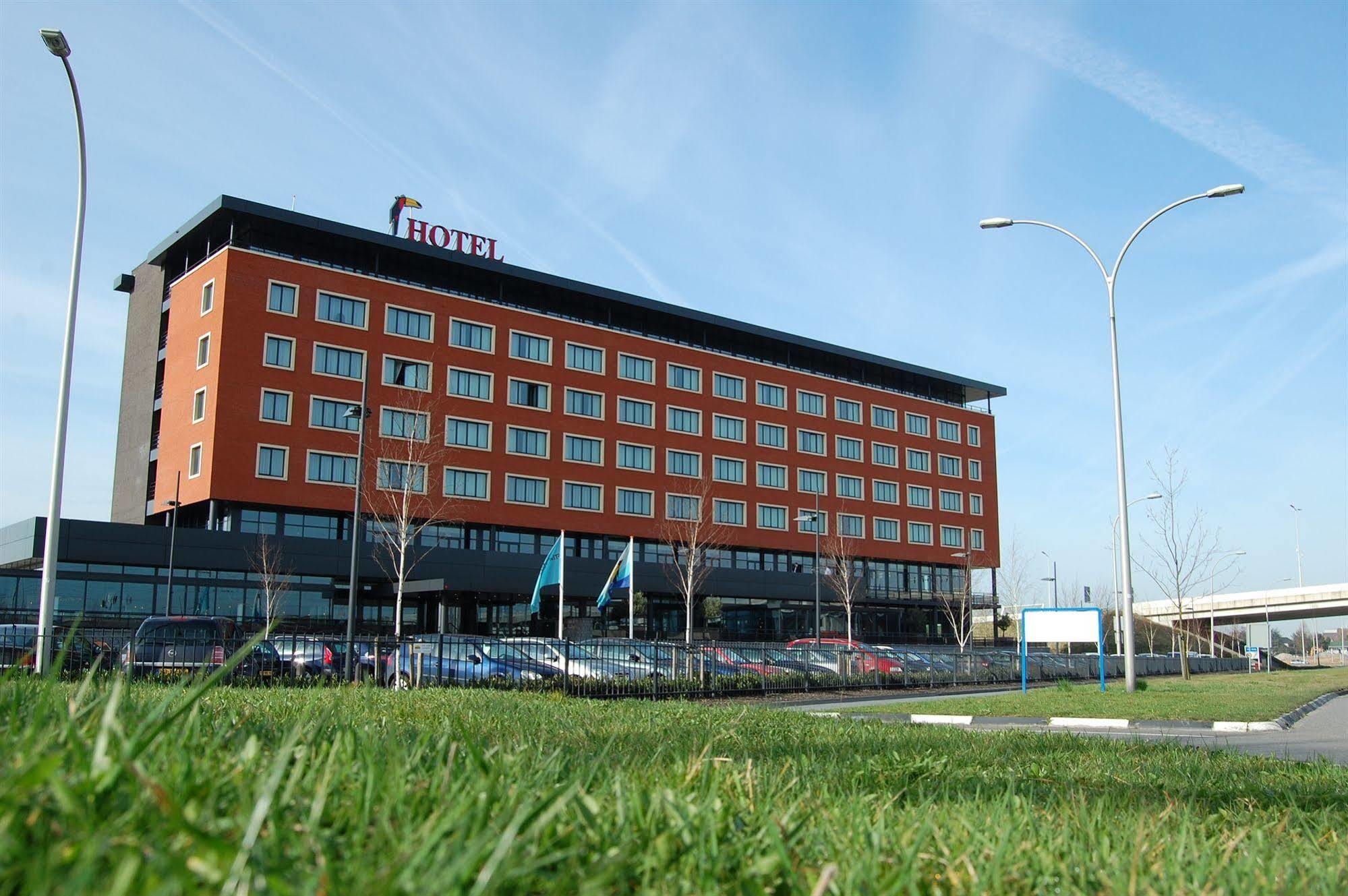 Van Der Valk Hotel Den Haag Nootdorp Exterior foto